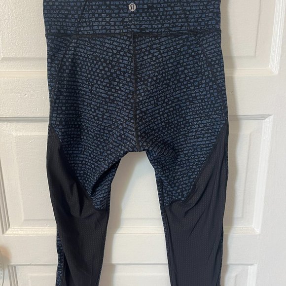 Lululemon Leggings 22-23" Inseam Zip Pocket Multicolor Pattern - Picture 2 of 4